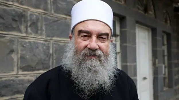 সিরিয়ায় আধ্যাত্মিক নেতা কে সেই হিকমাত আল হিজরি